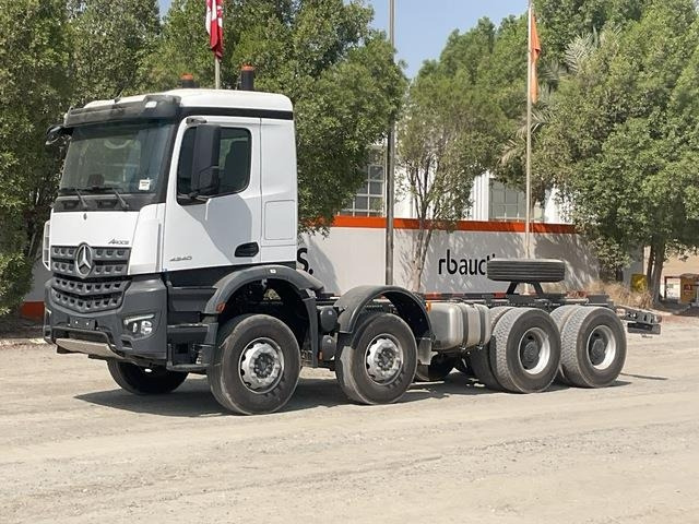Mercedes-Benz Arocs 4240 - Chasis camión: foto 1 Mercedes-Benz Arocs 4240 - Chasis camión: foto 1