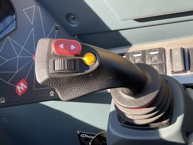 Magni TH5.5.19 - Manipulador telescópico: foto 5 Magni TH5.5.19 - Manipulador telescópico: foto 5