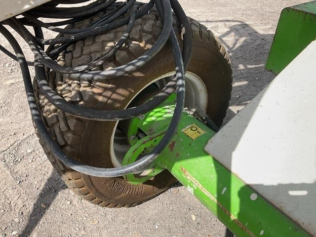 Plataforma articulada Niftylift HR12NDE: foto 14 Plataforma articulada Niftylift HR12NDE: foto 14