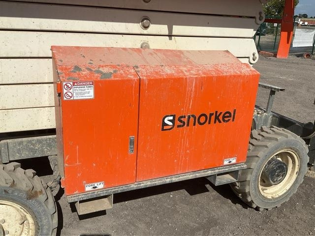 Plataforma de tijeras Snorkel S3970RT: foto 13 Plataforma de tijeras Snorkel S3970RT: foto 13