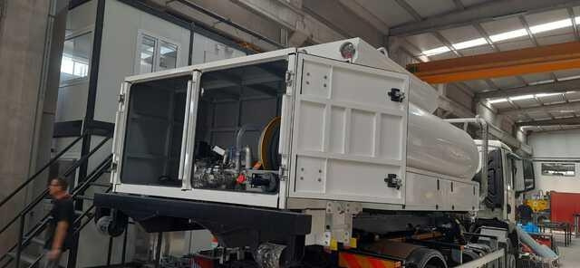 MAN TGM18.250 - Cisterna camión: foto 3 MAN TGM18.250 - Cisterna camión: foto 3