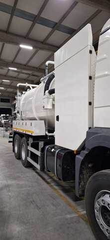 MAN TGS33.400 Jetter - Limpieza de alcantarillado: foto 5 MAN TGS33.400 Jetter - Limpieza de alcantarillado: foto 5