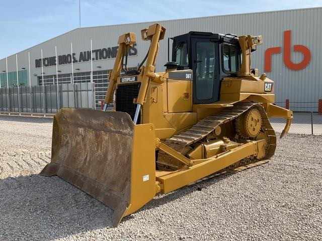 CAT D6T - Bulldozer: foto 1 CAT D6T - Bulldozer: foto 1