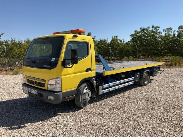 Mitsubishi Canter - Grua de remolque autos: foto 1 Mitsubishi Canter - Grua de remolque autos: foto 1