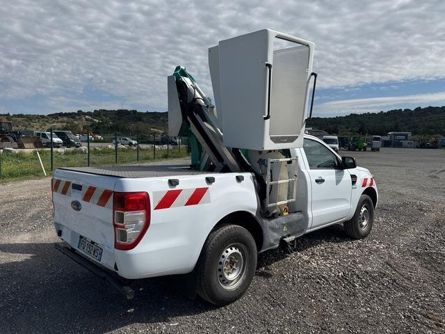 Ford Ranger - Camión con plataforma elevadora, Pick-up: foto 3 Ford Ranger - Camión con plataforma elevadora, Pick-up: foto 3