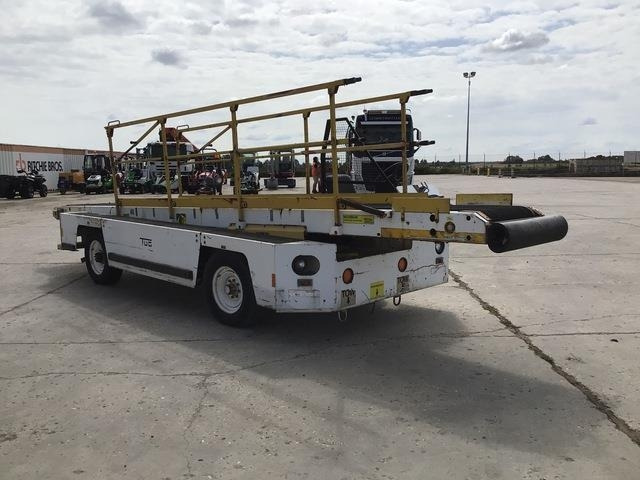 Tug T660-1 - Cargadora de banda: foto 4 Tug T660-1 - Cargadora de banda: foto 4