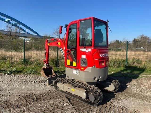 Volvo JECR25D - Miniexcavadora: foto 2 Volvo JECR25D - Miniexcavadora: foto 2