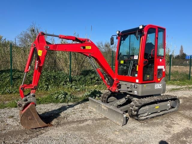 Volvo JECR25D - Miniexcavadora: foto 1 Volvo JECR25D - Miniexcavadora: foto 1