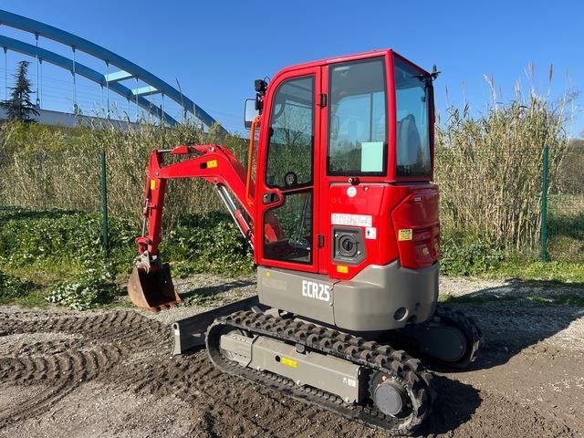 Volvo JECR25D - Miniexcavadora: foto 2 Volvo JECR25D - Miniexcavadora: foto 2