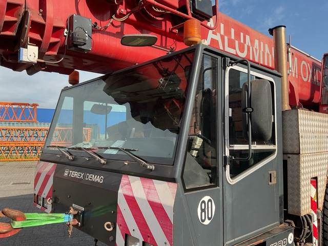 Grúa todo terreno Terex Demag AC80-1: foto 13