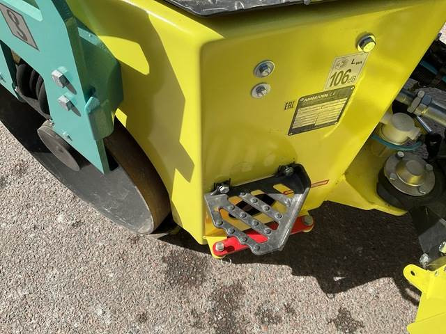 Apisonadora de asfalto Ammann ARX23 1-2: foto 11