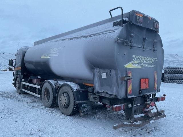 Scania P114LB-380 - Cisterna camión: foto 2 Scania P114LB-380 - Cisterna camión: foto 2