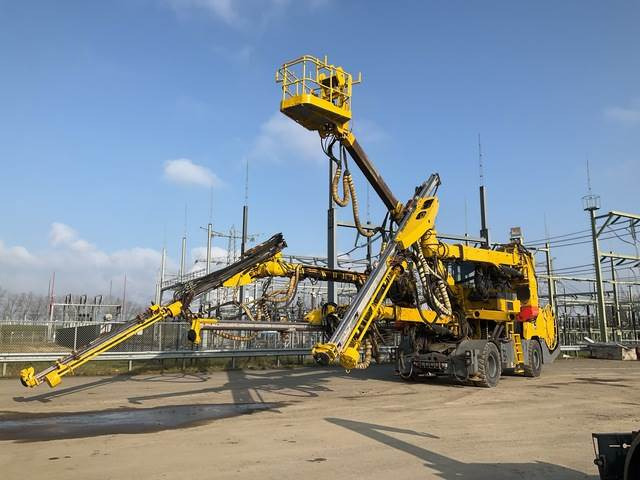 Atlas Copco Boomer XE3C - Maquinaria para minería: foto 2 Atlas Copco Boomer XE3C - Maquinaria para minería: foto 2