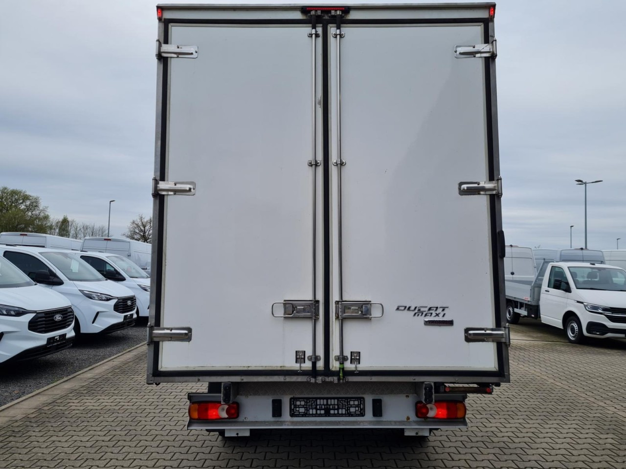 Fiat Ducato 35 Koffer 150 maxi Multijet Klima - Furgoneta: foto 5 Fiat Ducato 35 Koffer 150 maxi Multijet Klima - Furgoneta: foto 5