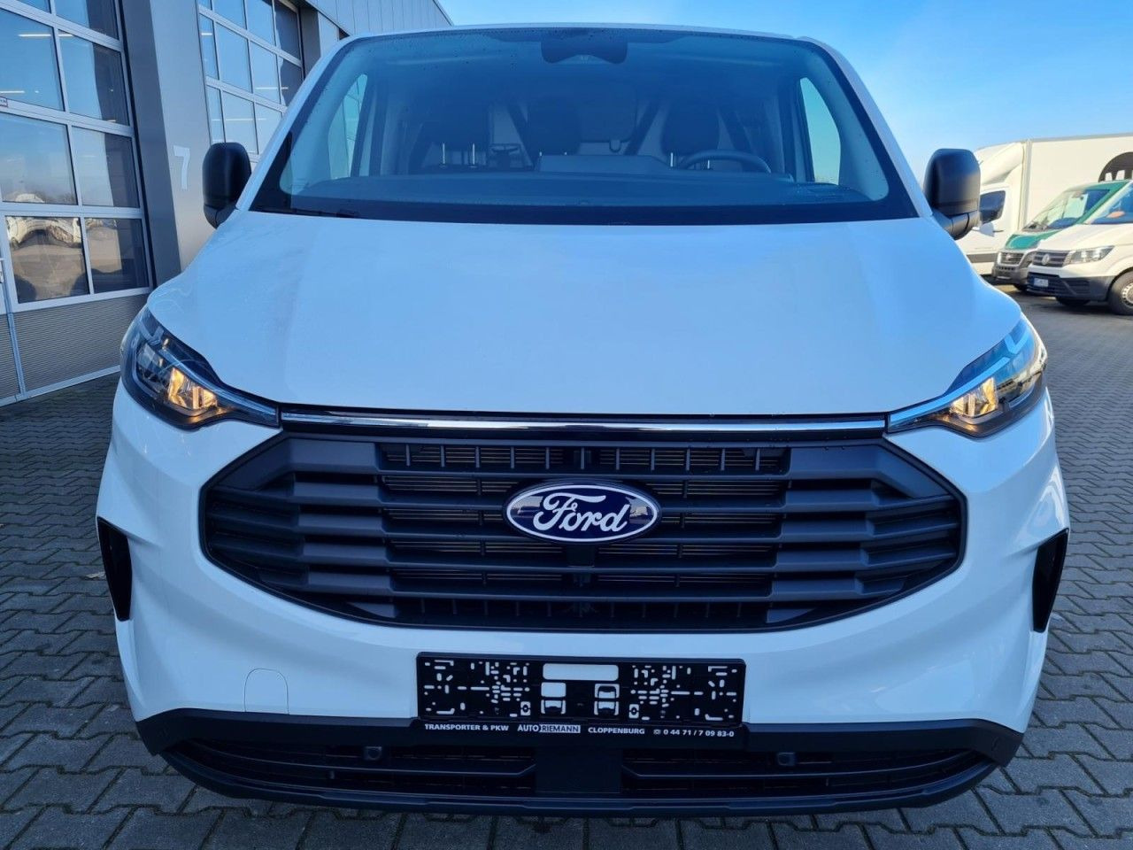 Ford Custom Kasten L1 Trend KLIMA KAMERA PDC TEMPOMAT - Furgoneta pequeña: foto 2 Ford Custom Kasten L1 Trend KLIMA KAMERA PDC TEMPOMAT - Furgoneta pequeña: foto 2