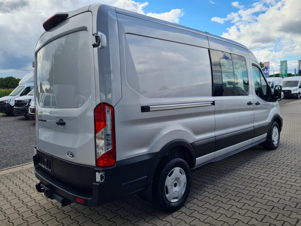 Ford Transit 3,5t Kasten Doka TDCi L3 Trend AHK PDC KAMERA - Furgón, Furgoneta combi: foto 4 Ford Transit 3,5t Kasten Doka TDCi L3 Trend AHK PDC KAMERA - Furgón, Furgoneta combi: foto 4