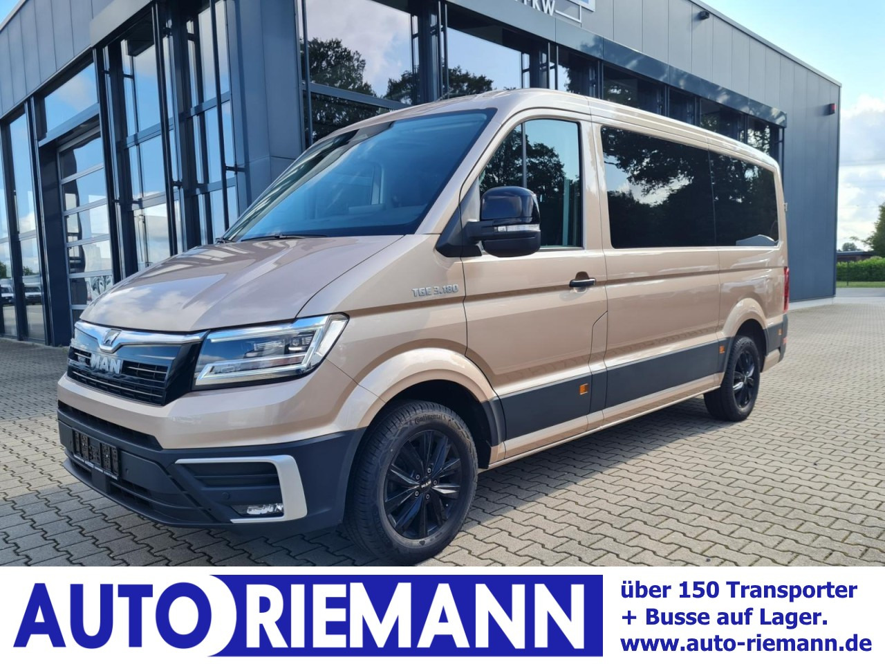 MAN TGE 3.180 TDi Kombi 9 Sitze ALU KAMERA LED LEDER Sonderumbau - Minibús, Furgoneta de pasajeros: foto 1 MAN TGE 3.180 TDi Kombi 9 Sitze ALU KAMERA LED LEDER Sonderumbau - Minibús, Furgoneta de pasajeros: foto 1