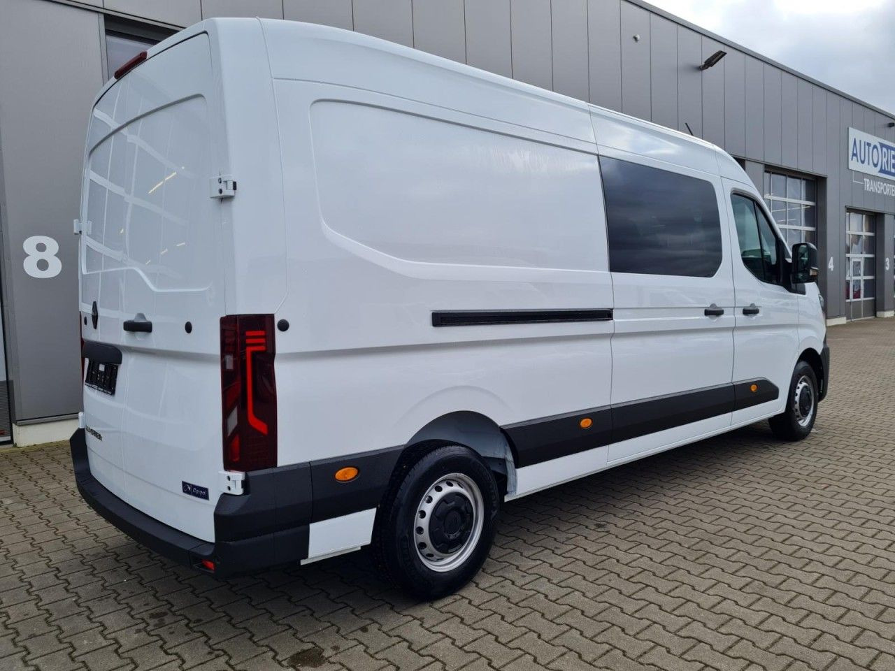Renault Master 3,5t Kasten Doka dCi 130 L3H2 - Furgón, Furgoneta combi: foto 4 Renault Master 3,5t Kasten Doka dCi 130 L3H2 - Furgón, Furgoneta combi: foto 4
