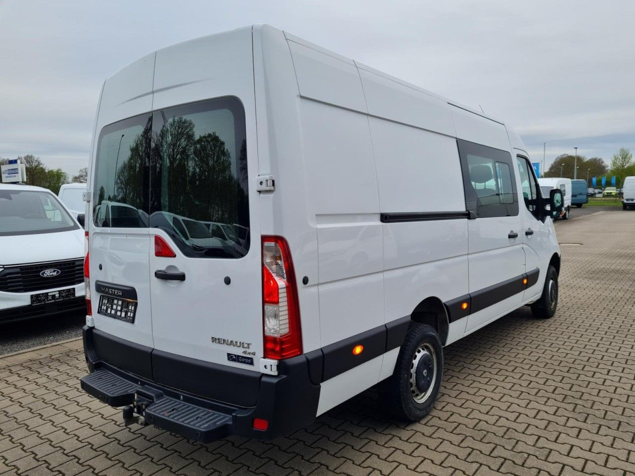 Renault Master 3,5t Kasten Doka dCi 130 L4H2 4x4 Allrad - Furgón, Furgoneta combi: foto 4 Renault Master 3,5t Kasten Doka dCi 130 L4H2 4x4 Allrad - Furgón, Furgoneta combi: foto 4