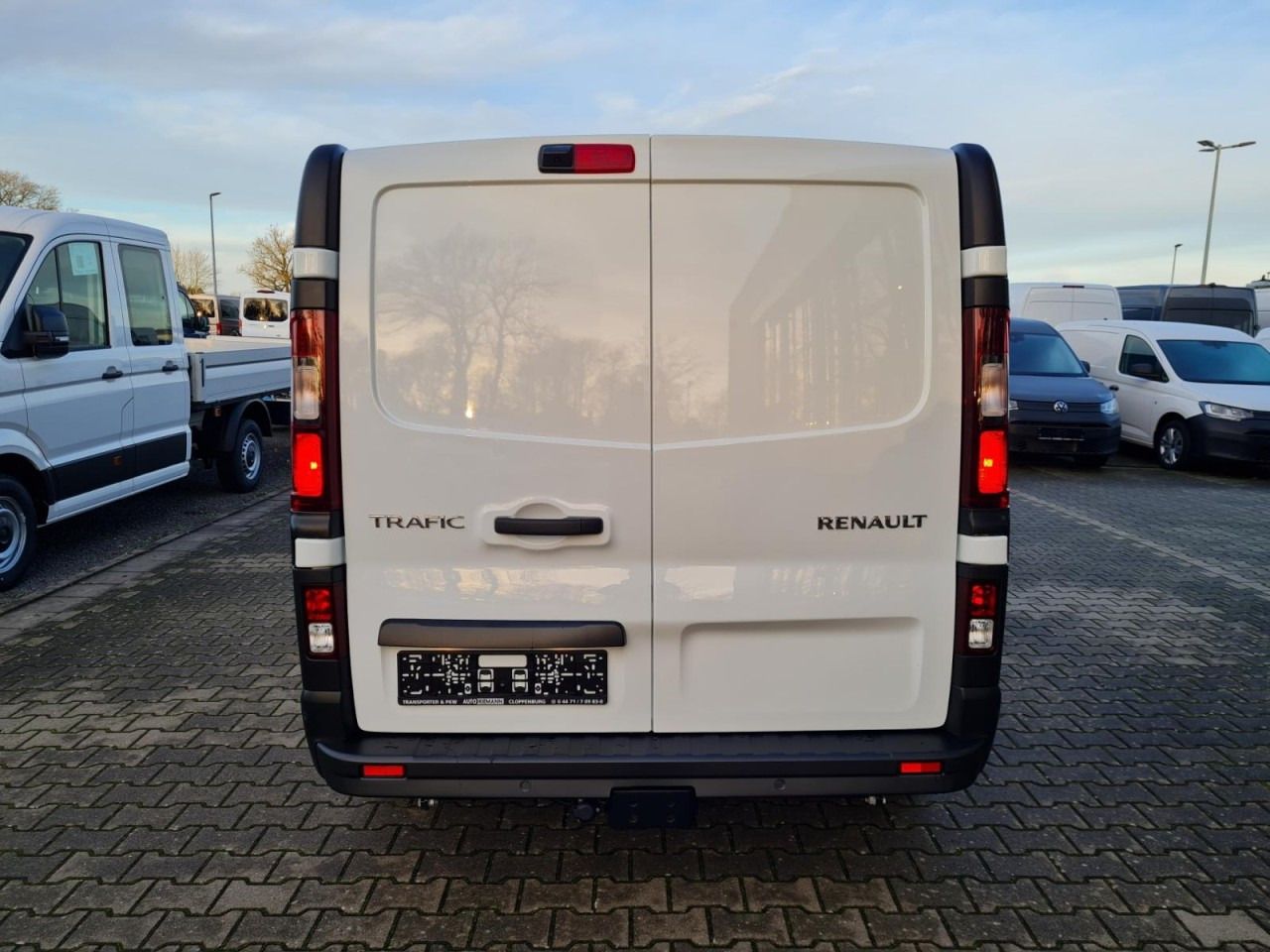 Renault Trafic Kasten L2H1 AHK KAMERA KLIMA LED ALLWETTER - Furgoneta pequeña: foto 5 Renault Trafic Kasten L2H1 AHK KAMERA KLIMA LED ALLWETTER - Furgoneta pequeña: foto 5