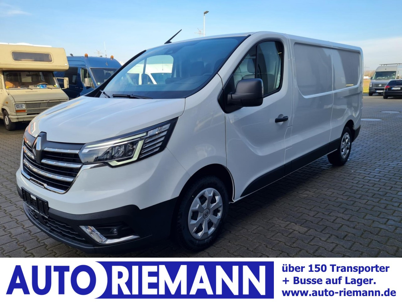 Renault Trafic Kasten dCi 130 L2H1 Komfort AHK LED Allwetter - Furgoneta pequeña: foto 1 Renault Trafic Kasten dCi 130 L2H1 Komfort AHK LED Allwetter - Furgoneta pequeña: foto 1
