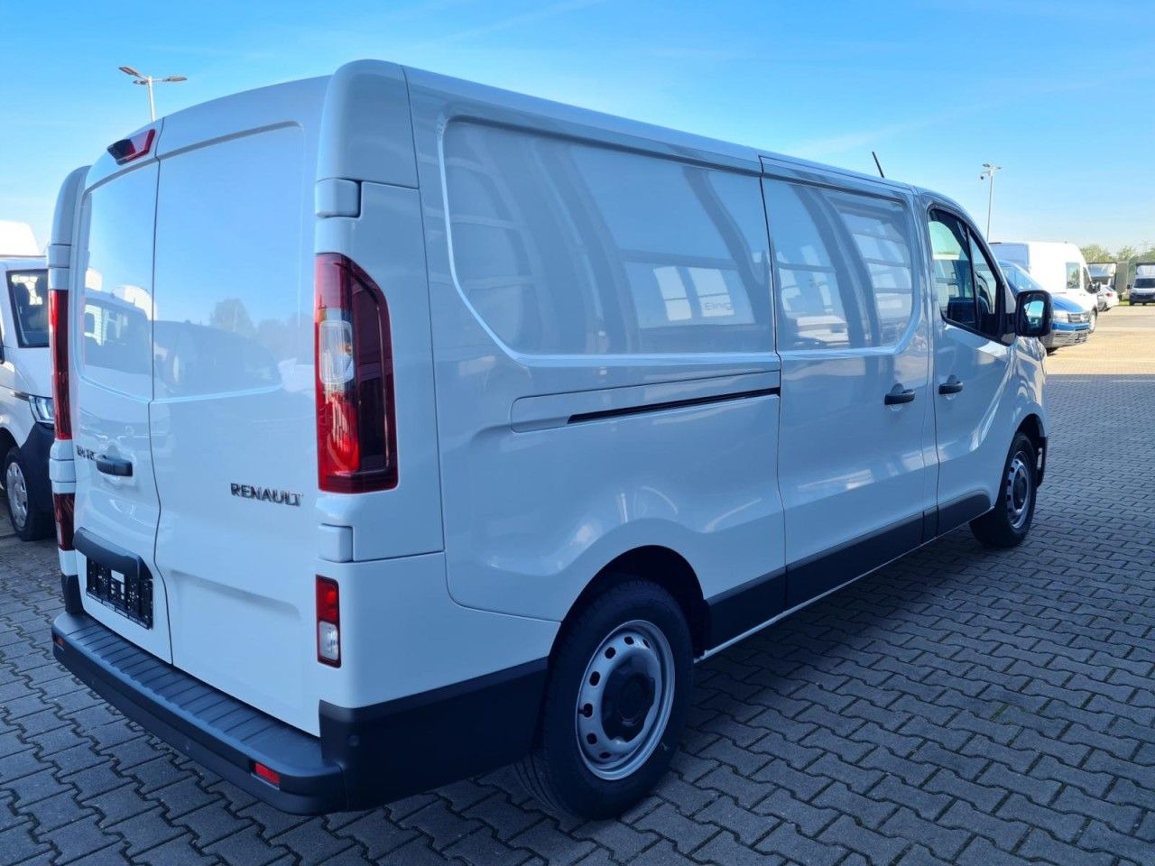 Renault Trafic Kühlkasten dCi 130 L2H1 3,0t Navi App Kli - Frigorífico furgoneta: foto 5 Renault Trafic Kühlkasten dCi 130 L2H1 3,0t Navi App Kli - Frigorífico furgoneta: foto 5