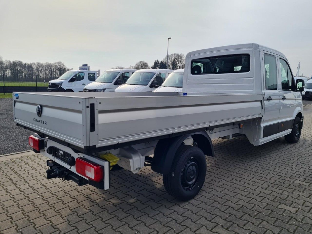 Volkswagen Crafter 35 Doka Pritsche L4 AHK Heckfenster PDC - Caja abierta furgoneta, Furgoneta combi: foto 4 Volkswagen Crafter 35 Doka Pritsche L4 AHK Heckfenster PDC - Caja abierta furgoneta, Furgoneta combi: foto 4