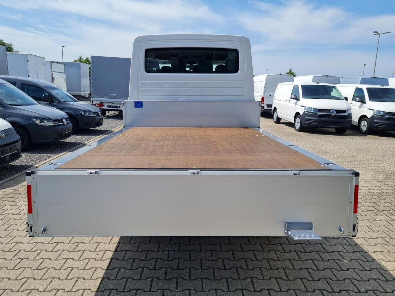 Volkswagen Crafter 35 Doka TDI MR LED KLIMA TEMPOMAT - Caja abierta furgoneta, Furgoneta combi: foto 5 Volkswagen Crafter 35 Doka TDI MR LED KLIMA TEMPOMAT - Caja abierta furgoneta, Furgoneta combi: foto 5
