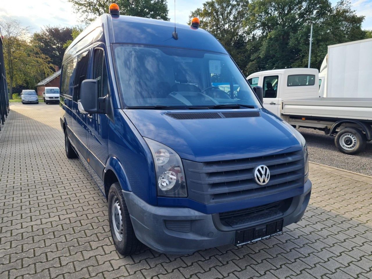 Volkswagen Crafter 35 Kasten Doka 5 Sitze AHK 3.5to REGALSYSTEM - Furgón, Furgoneta combi: foto 2 Volkswagen Crafter 35 Kasten Doka 5 Sitze AHK 3.5to REGALSYSTEM - Furgón, Furgoneta combi: foto 2