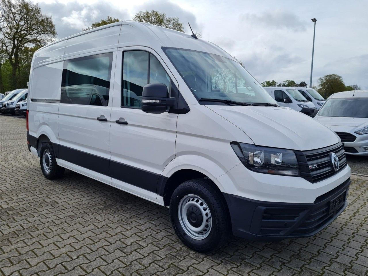 Volkswagen Crafter 35 Kasten Plus Doka mixto 4motion AHK - Furgón, Furgoneta combi: foto 3 Volkswagen Crafter 35 Kasten Plus Doka mixto 4motion AHK - Furgón, Furgoneta combi: foto 3