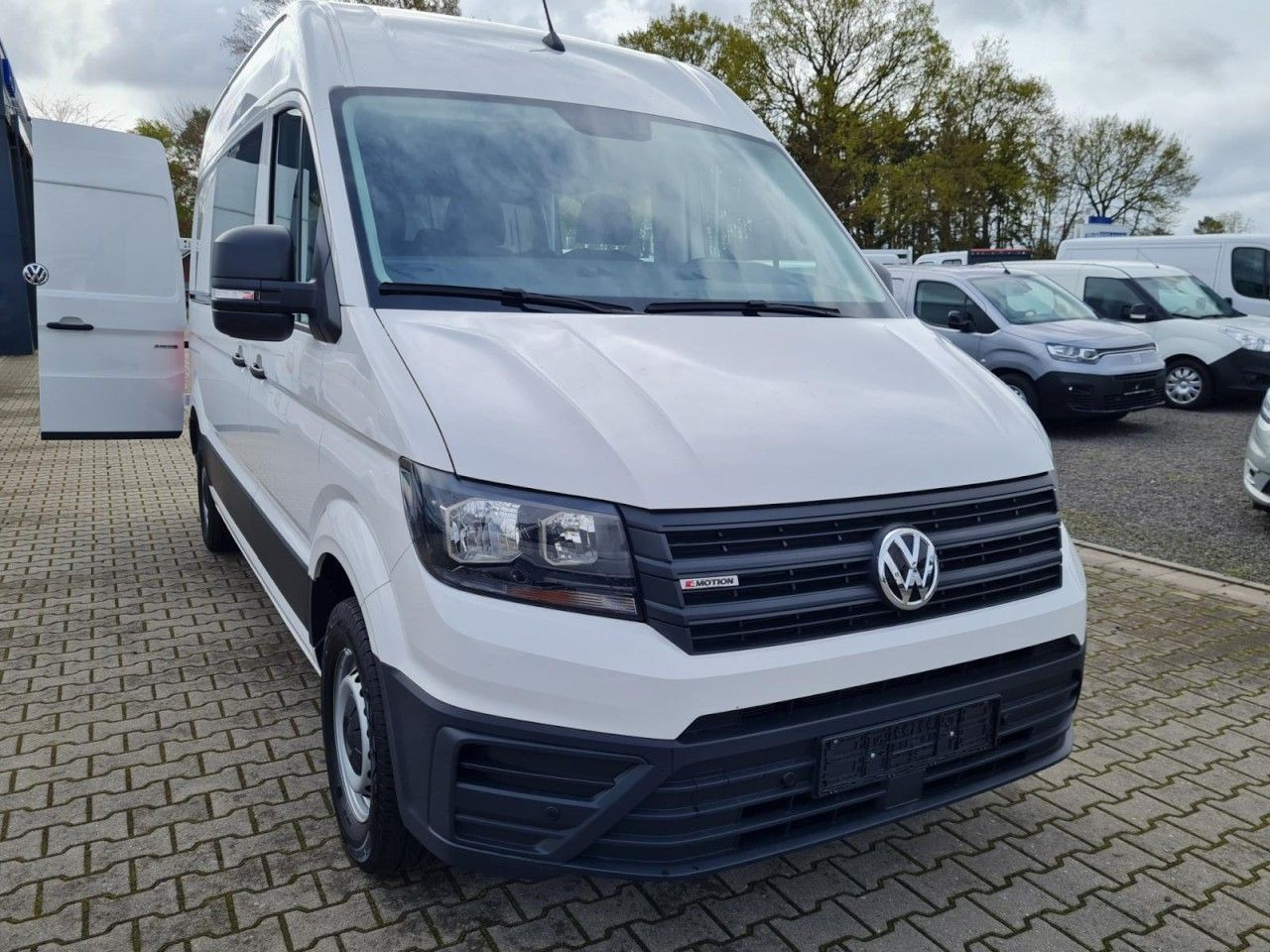 Volkswagen Crafter 35 Kasten Plus Doka mixto 4motion AHK - Furgón, Furgoneta combi: foto 2 Volkswagen Crafter 35 Kasten Plus Doka mixto 4motion AHK - Furgón, Furgoneta combi: foto 2