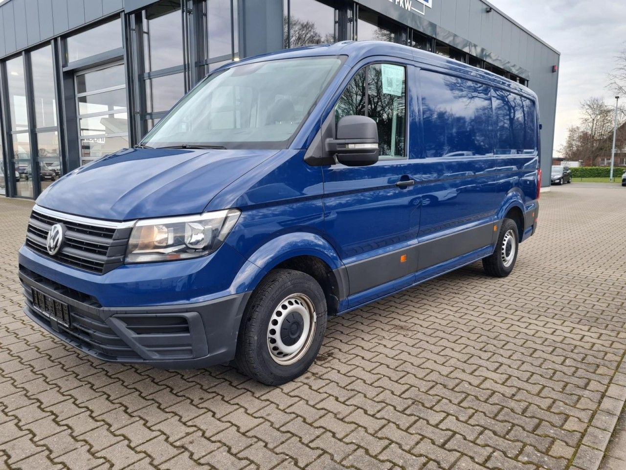 Volkswagen Crafter 35 Kasten Plus Doka mixto 6 Sitze NAVI A - Furgón, Furgoneta combi: foto 3 Volkswagen Crafter 35 Kasten Plus Doka mixto 6 Sitze NAVI A - Furgón, Furgoneta combi: foto 3