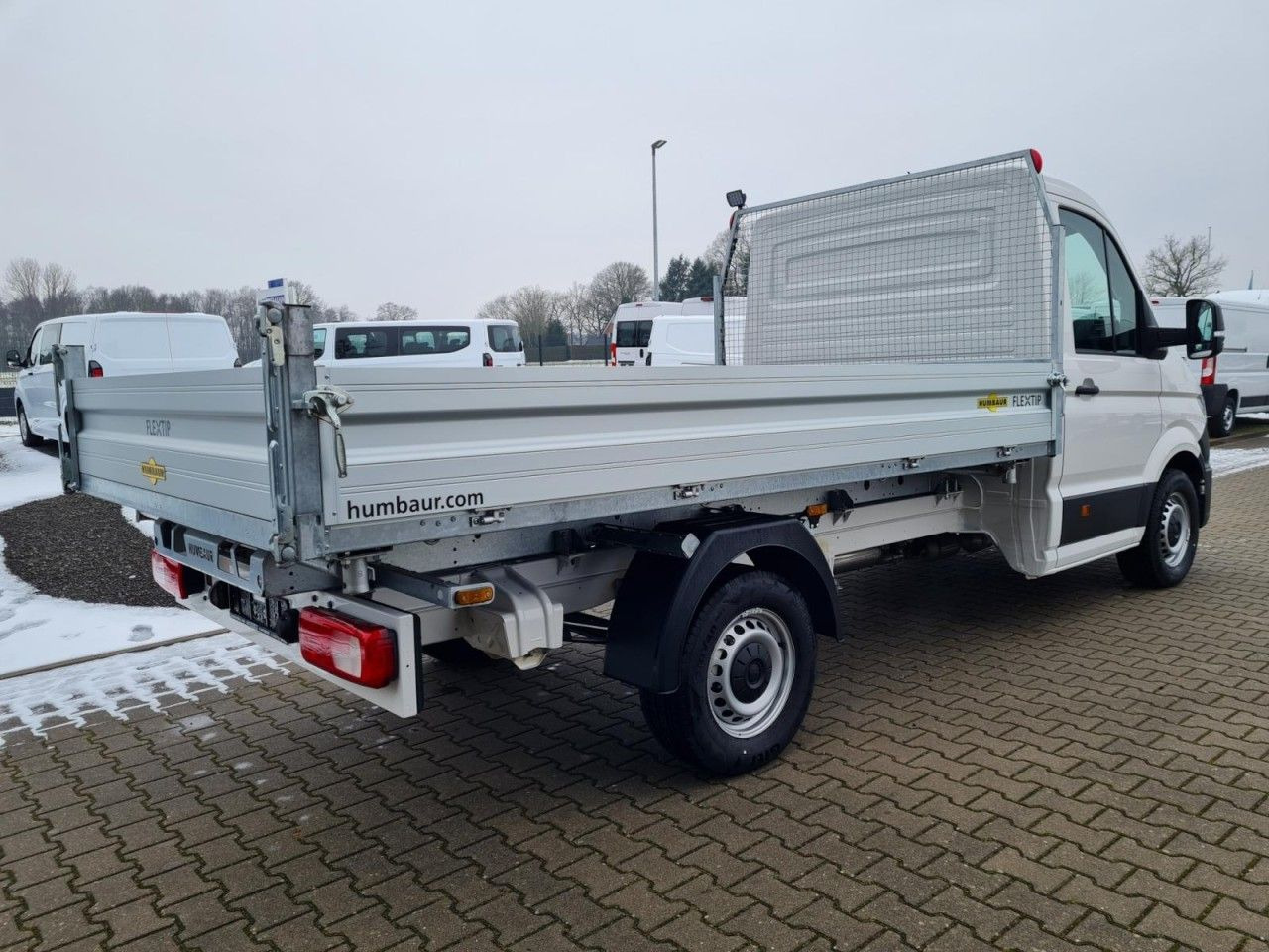 Volkswagen Crafter 35 Kipper 3 Seiten MR KLIMA NAVI LEITERT - Volquete furgoneta: foto 5 Volkswagen Crafter 35 Kipper 3 Seiten MR KLIMA NAVI LEITERT - Volquete furgoneta: foto 5