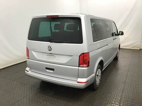 Volkswagen T6.1 Caravelle TDI lang 9 Sitzer 2 Schiebetüren Trendl. - Minibús, Furgoneta de pasajeros: foto 2 Volkswagen T6.1 Caravelle TDI lang 9 Sitzer 2 Schiebetüren Trendl. - Minibús, Furgoneta de pasajeros: foto 2