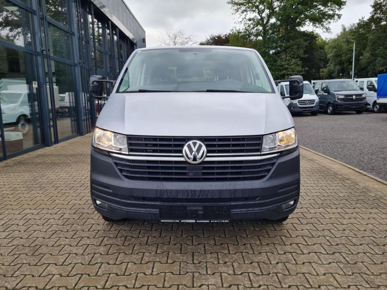 Volkswagen T6.1 Doka Pritsche Plane 6-Sitze Klima Komfort - Furgoneta con caja de lona, Furgoneta combi: foto 2 Volkswagen T6.1 Doka Pritsche Plane 6-Sitze Klima Komfort - Furgoneta con caja de lona, Furgoneta combi: foto 2