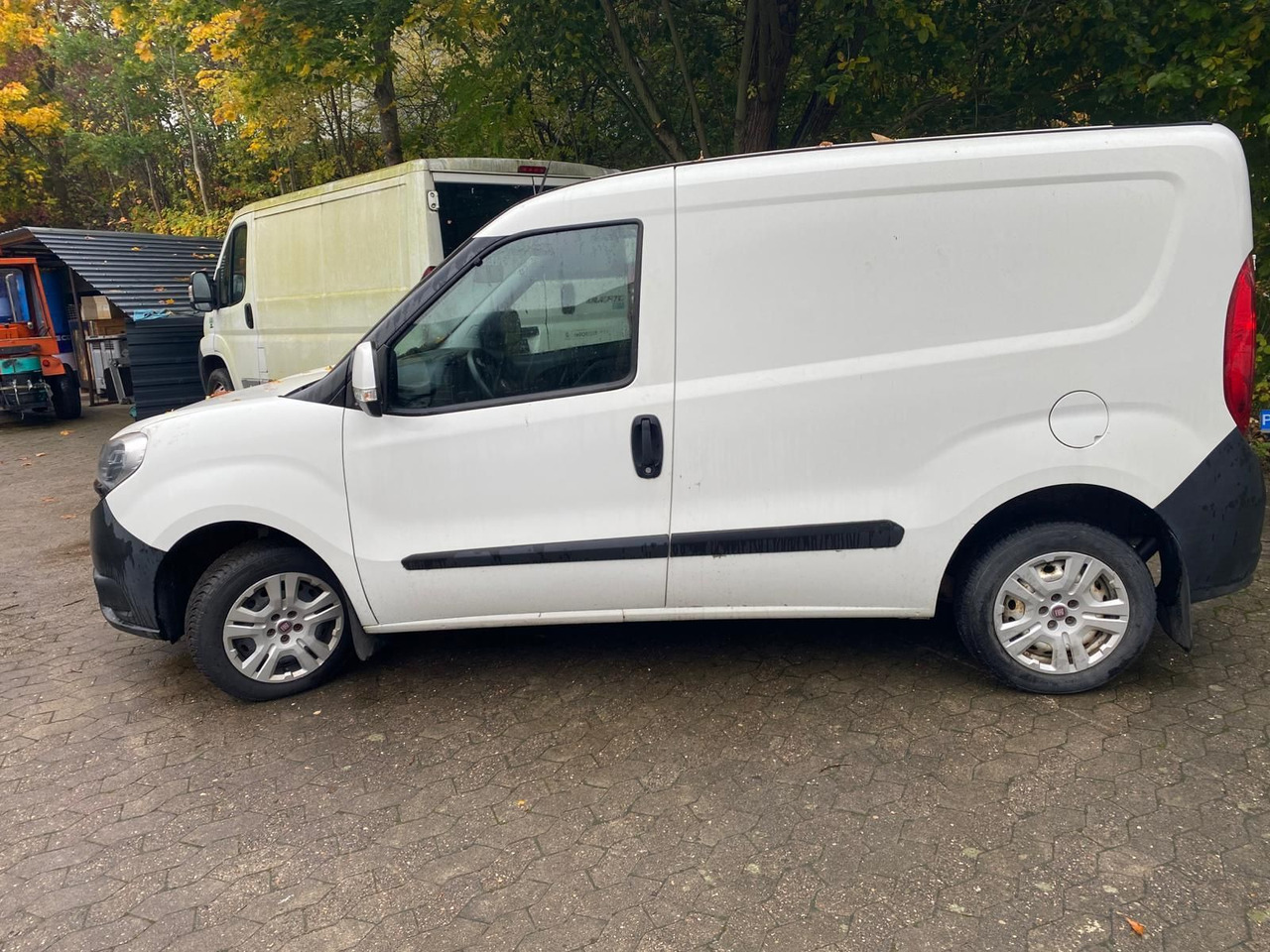 Fiat Doblo SX Kasten Cargo 1.3 Multijet Motorscha... - Furgoneta de pasajeros: foto 3 Fiat Doblo SX Kasten Cargo 1.3 Multijet Motorscha... - Furgoneta de pasajeros: foto 3