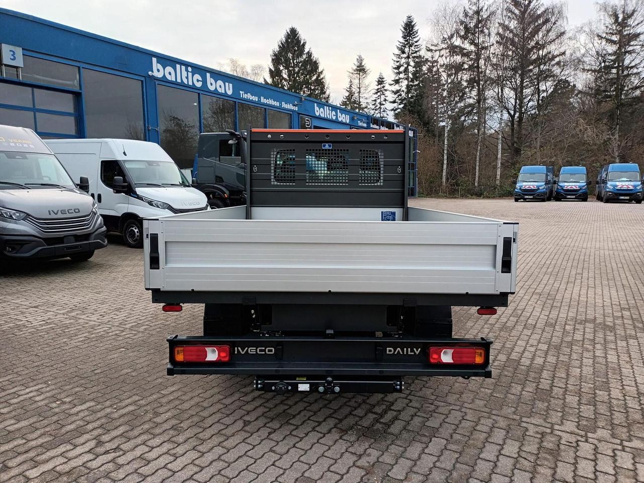 Iveco Daily 35S16H3.0Y *3,5m Pritsche*KLIMA*AHK*Radio* - Caja abierta furgoneta: foto 5 Iveco Daily 35S16H3.0Y *3,5m Pritsche*KLIMA*AHK*Radio* - Caja abierta furgoneta: foto 5