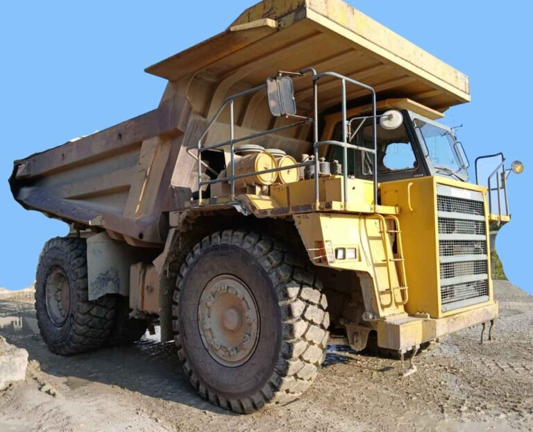 Komatsu HD605-5 – Dumper - Dúmper: foto 1 Komatsu HD605-5 – Dumper - Dúmper: foto 1