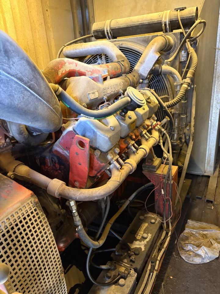 Scania 390 kVA – diesel generator set in a 40-foot container / Diesel-Stromaggregat in 40 Fuß Container - Generador industriale: foto 1 Scania 390 kVA – diesel generator set in a 40-foot container / Diesel-Stromaggregat in 40 Fuß Container - Generador industriale: foto 1