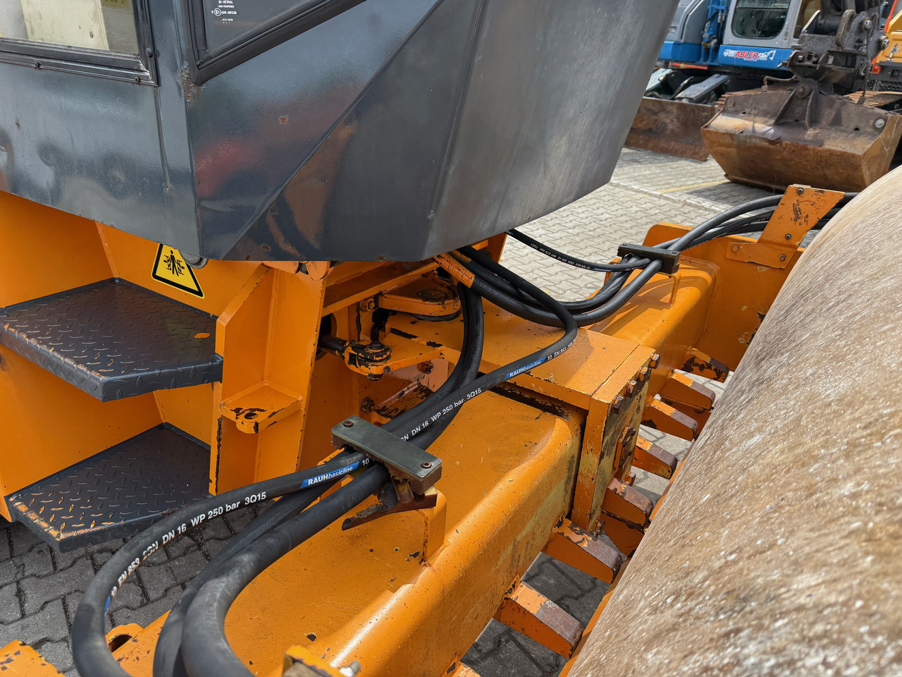 Compactador Bomag BW 213D-2 Walzenzug: foto 15