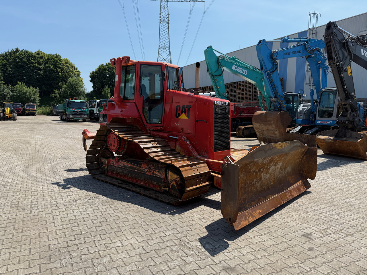 CATERPILLAR D5N FTC LGP Raupe mit 6-Wege + Heckaufreißer - Bulldozer: foto 3 CATERPILLAR D5N FTC LGP Raupe mit 6-Wege + Heckaufreißer - Bulldozer: foto 3