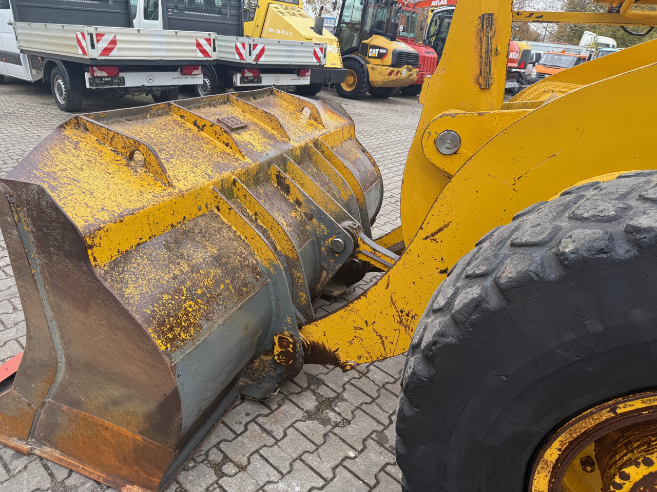 Cargadora de ruedas Komatsu Hanomag WA270-3 Radlader Klima: foto 9