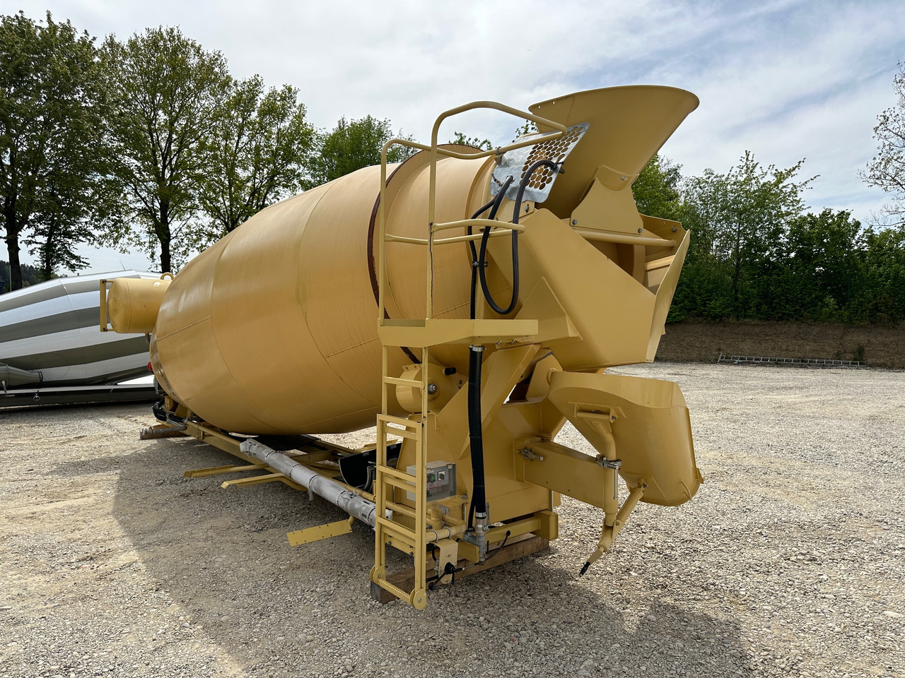 Liebherr HTM1204 Betonmischer Aufbau 12 m3 UNBENUTZT - Cuba hormigonera: foto 4 Liebherr HTM1204 Betonmischer Aufbau 12 m3 UNBENUTZT - Cuba hormigonera: foto 4