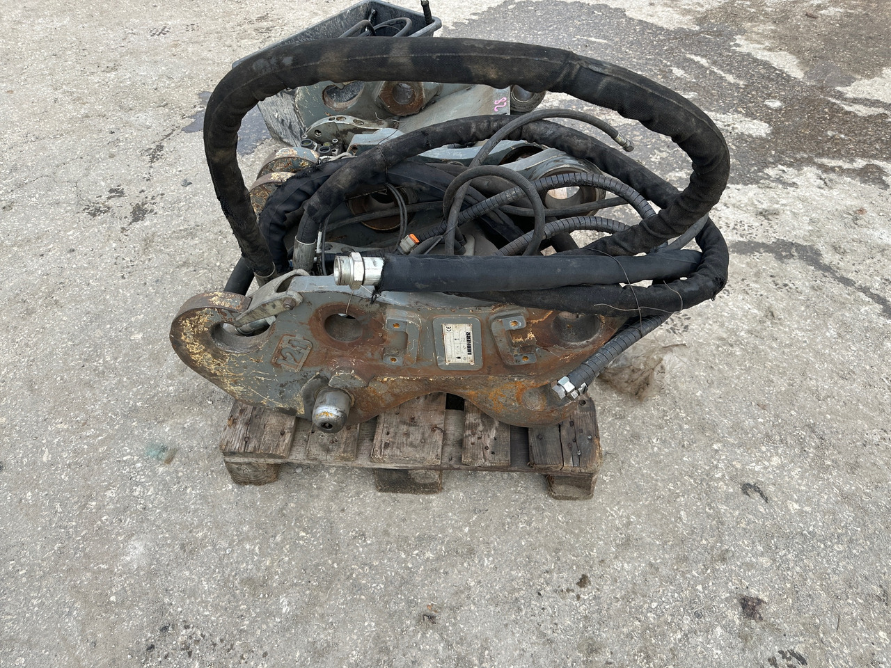 Likufix Liebherr SWA48 Schnellwechsler Vollhydraulisch 924 Compact - Acoplamiento rápido: foto 2 Likufix Liebherr SWA48 Schnellwechsler Vollhydraulisch 924 Compact - Acoplamiento rápido: foto 2