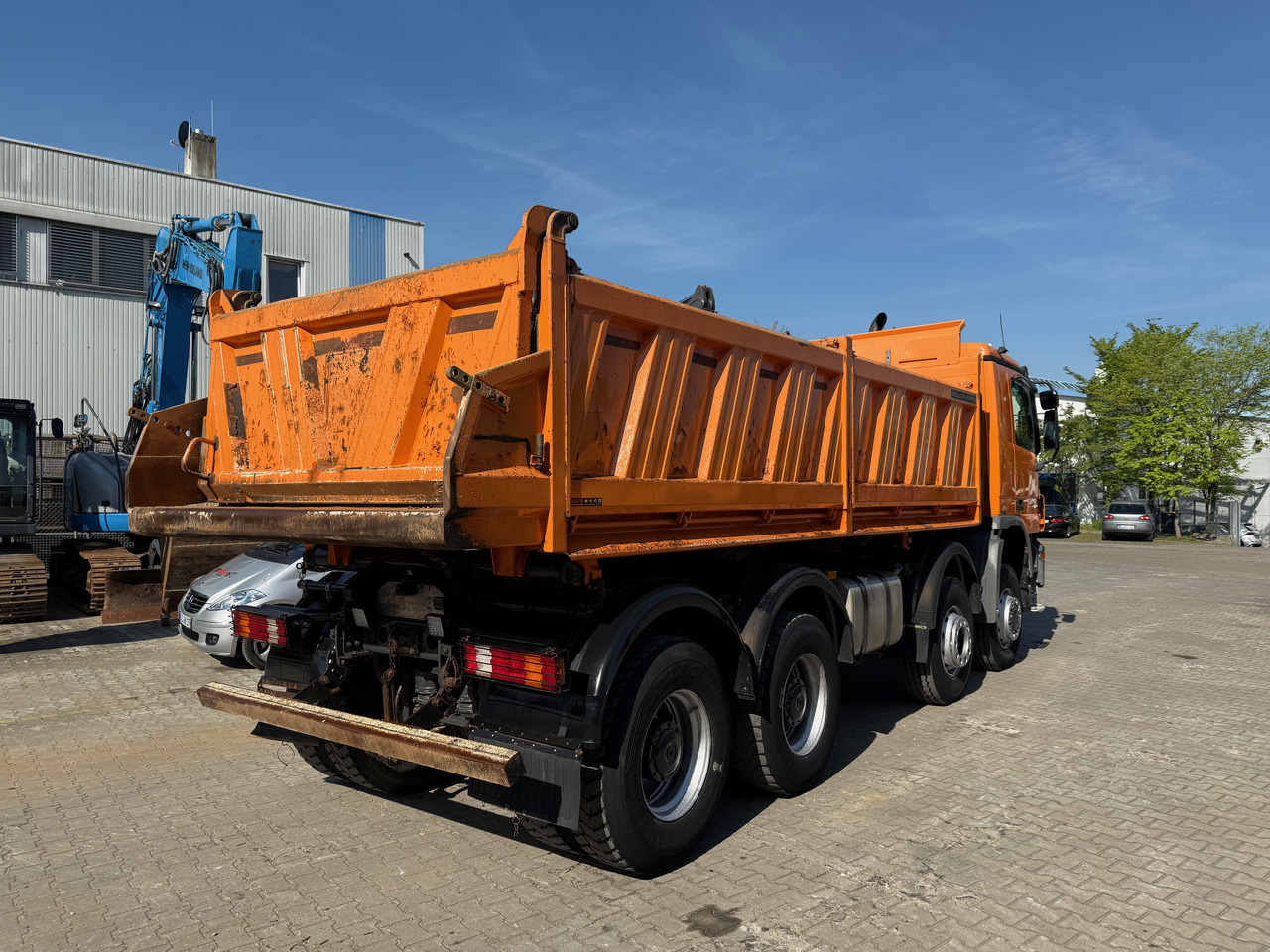 Mercedes-Benz 4144 Actros MP2 3-S.-Kipper Bordmatic Klima 8x6 - Volquete camión: foto 4 Mercedes-Benz 4144 Actros MP2 3-S.-Kipper Bordmatic Klima 8x6 - Volquete camión: foto 4