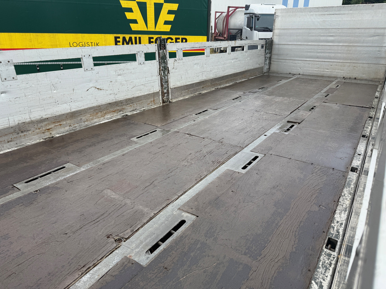 Camión caja abierta, Camión grúa Scania R480 Pritsche mit Ladebordwand AHK: foto 9 Camión caja abierta, Camión grúa Scania R480 Pritsche mit Ladebordwand AHK: foto 9