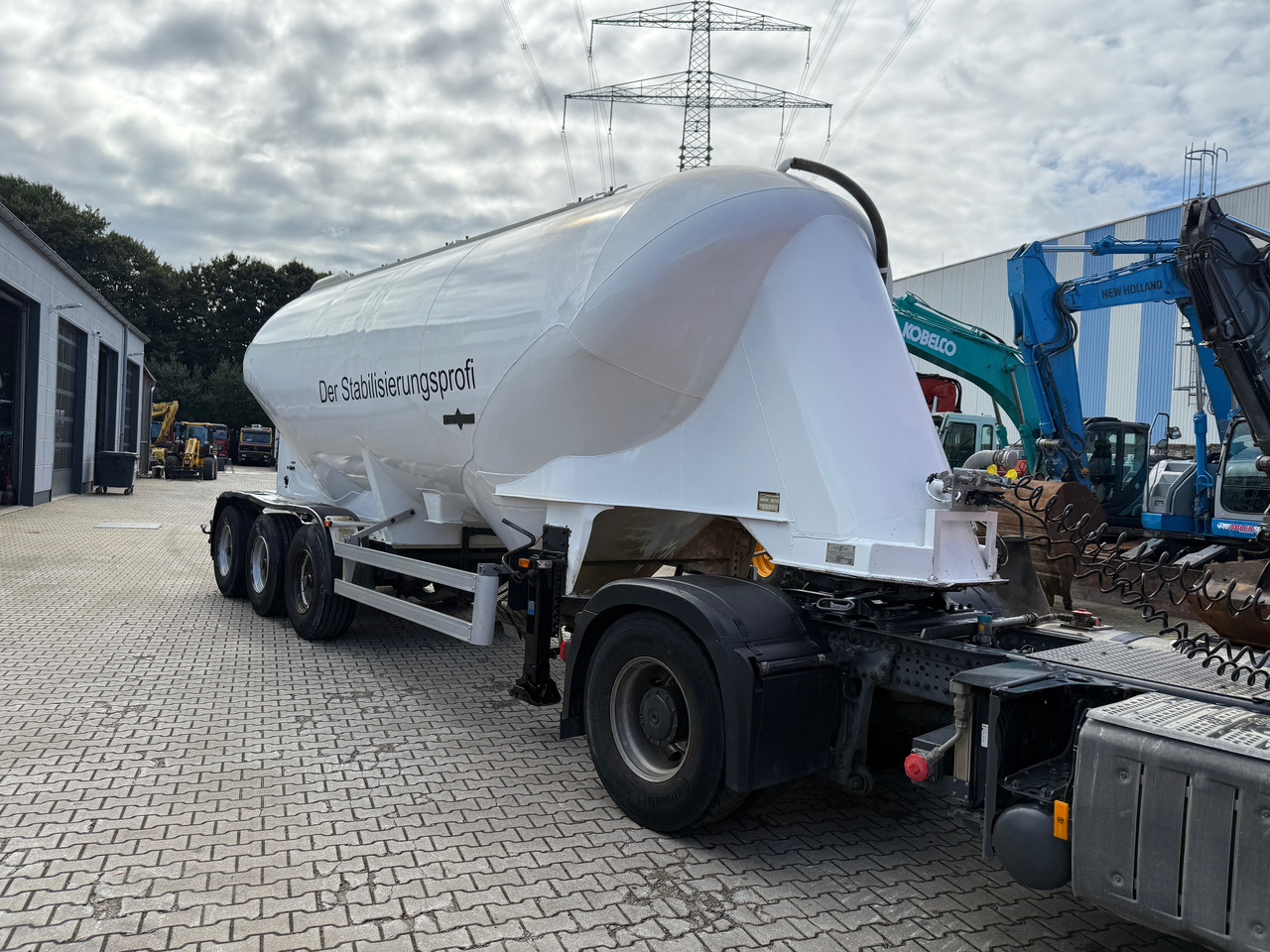 Spitzer SF24/34 3-Achs Siloauflieger - Semirremolque silo: foto 3 Spitzer SF24/34 3-Achs Siloauflieger - Semirremolque silo: foto 3