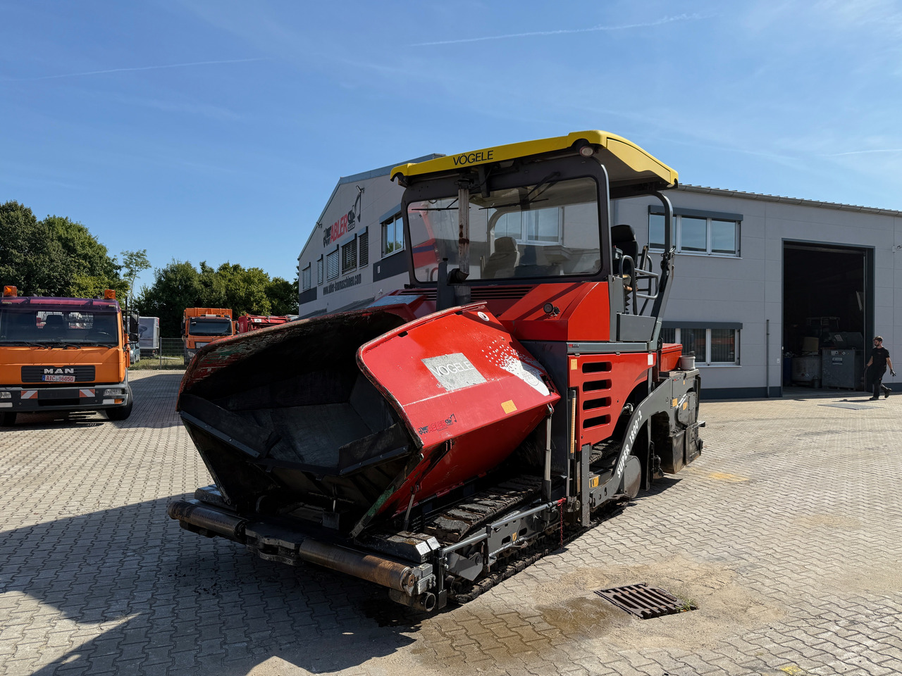 Vögele Super 1800-2 Asphaltfertiger mit Nivellierung 650cm - Pavimentadora de asfalto: foto 4 Vögele Super 1800-2 Asphaltfertiger mit Nivellierung 650cm - Pavimentadora de asfalto: foto 4