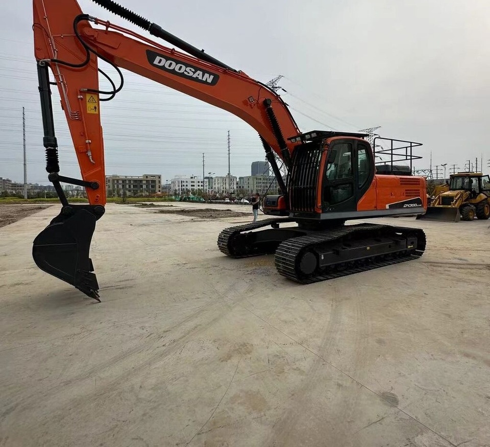 Doosan DX300 - Excavadora de cadenas: foto 2 Doosan DX300 - Excavadora de cadenas: foto 2