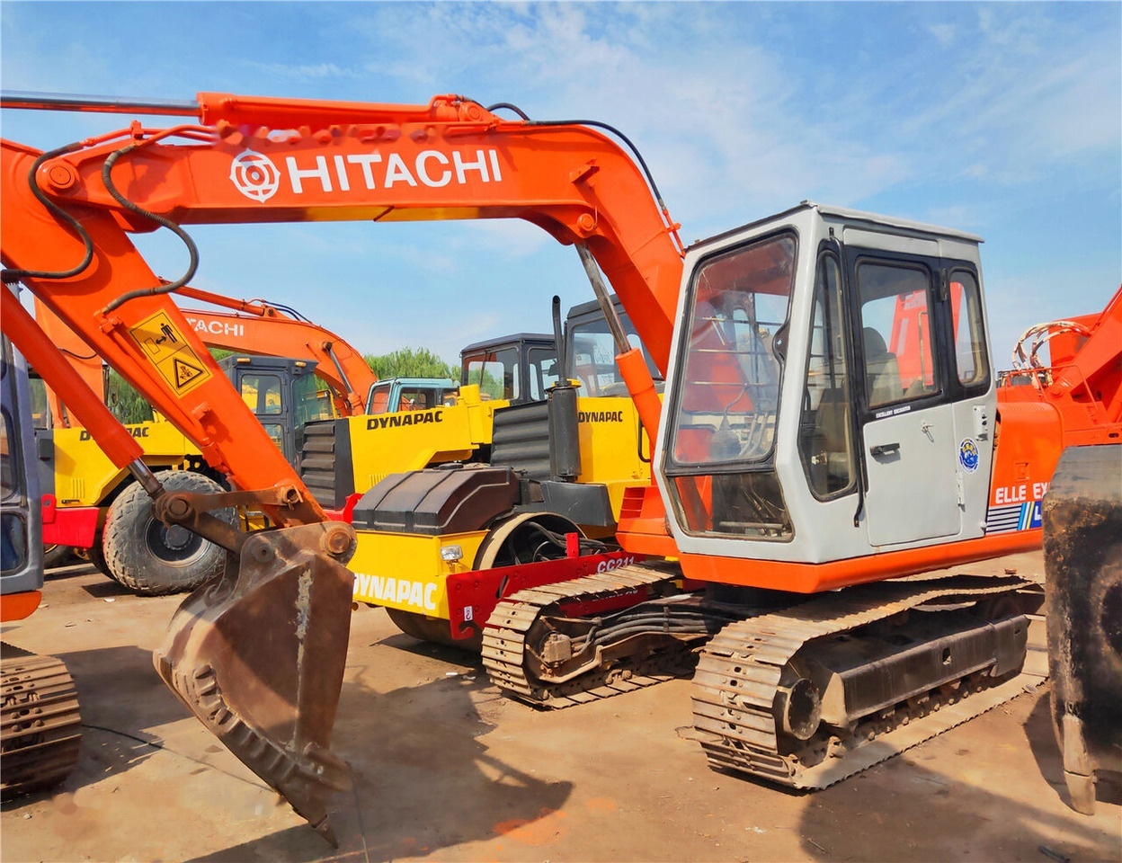 Hitachi EX60 - Miniexcavadora: foto 3 Hitachi EX60 - Miniexcavadora: foto 3